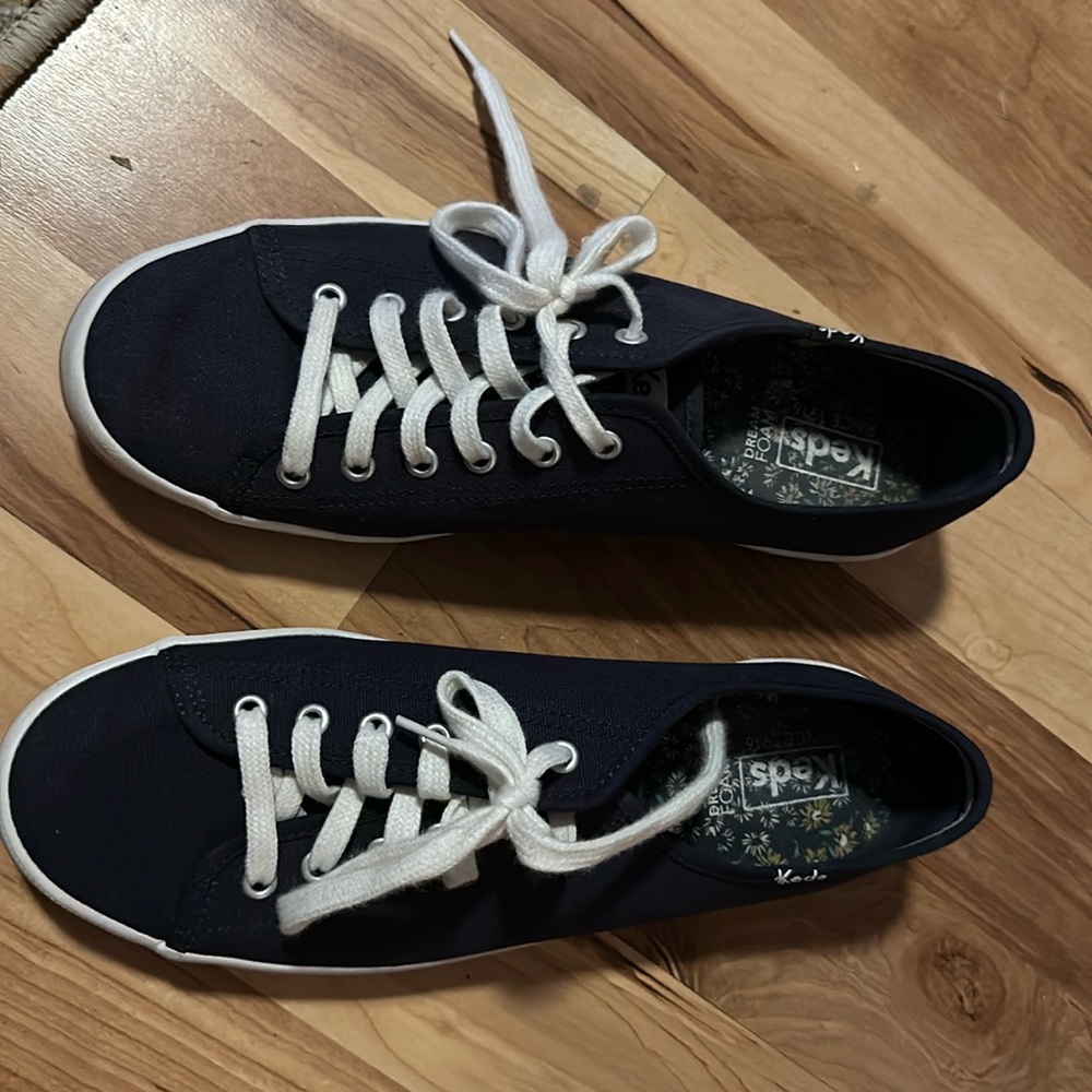 Navy Keds